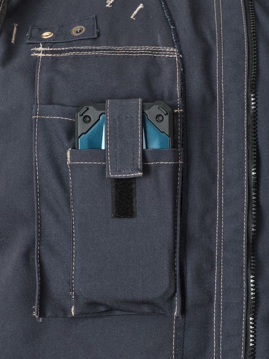 Куртка рабочая мужская летняя 450T-CAN-15/90 с отстёгивающимися рукавами, внутренний карман. В кармане — телефон размером 14 × 83 × 162 мм.